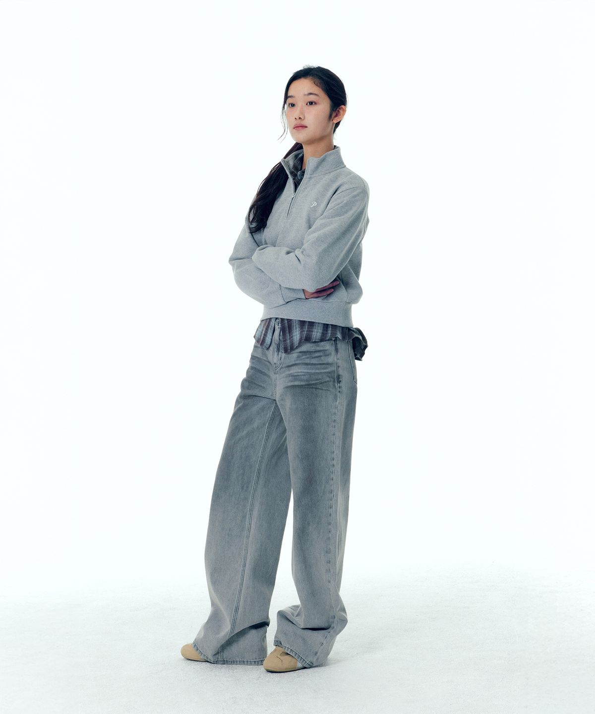 플랙 우먼(PLAC WOMEN) 로고 하프 집업 스웻셔츠 2colors