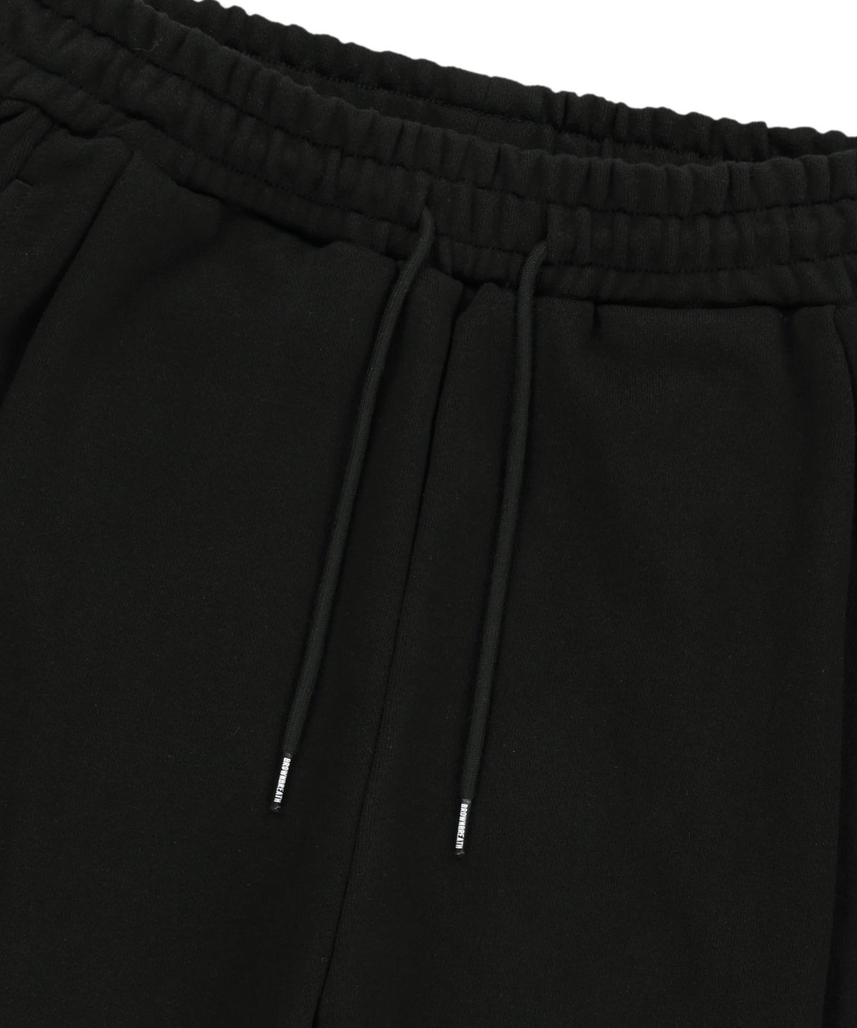 브라운브레스(BROWNBREATH) STAMP TAG WIDE SWEATPANTS - BLACK