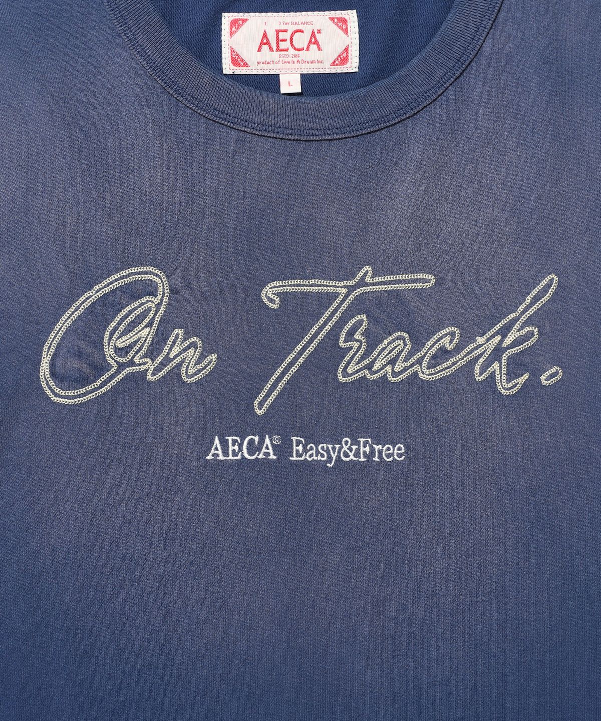 에이카화이트(AECA) ON TRACK EMBROIDERY WASHED HALF SLEEVE TEE-DARK BLUE