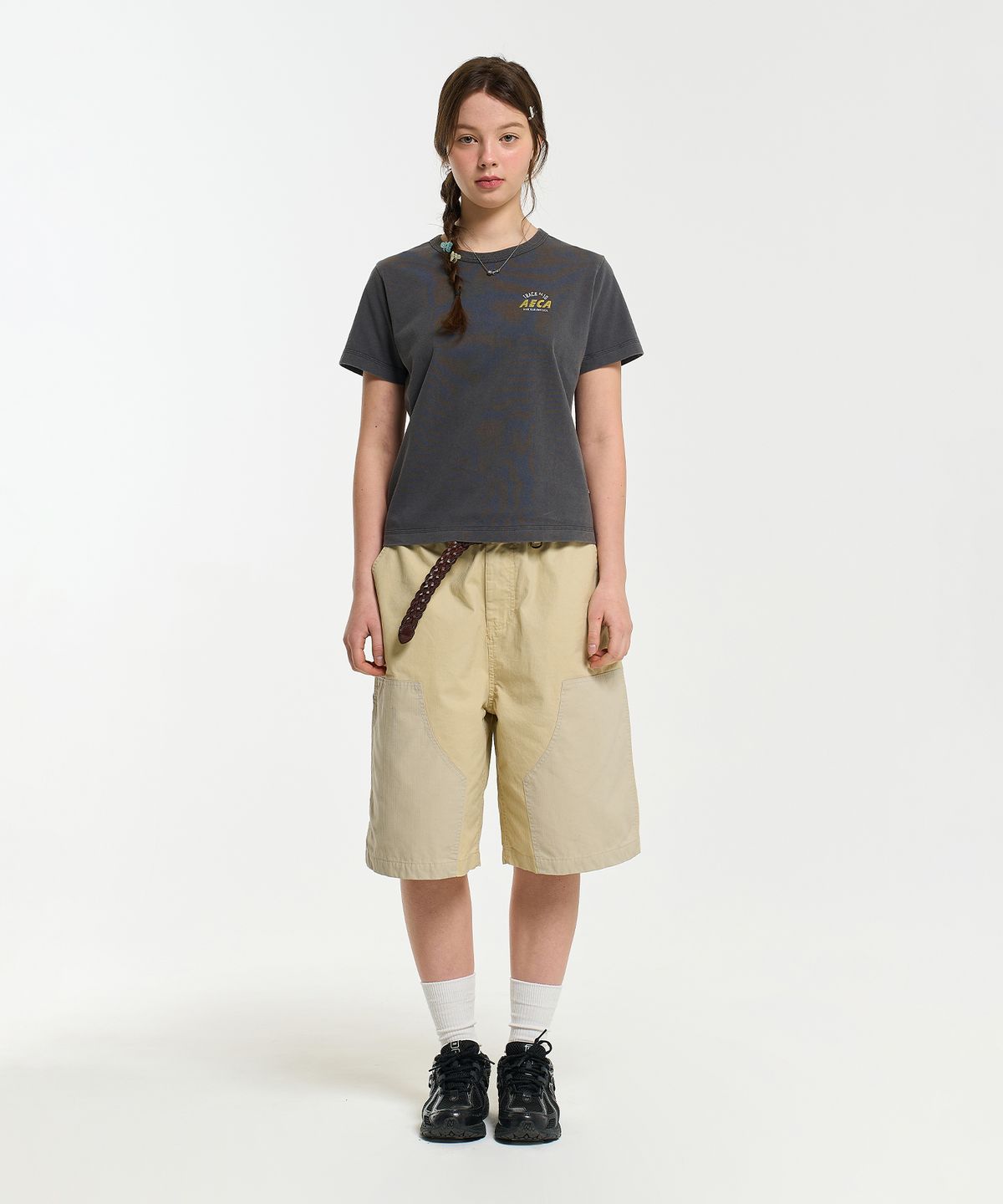 에이카화이트(AECA) (Woman) AECA TRACK NO.10 PART WASHED HALF SLEEVE TEE-CHARCOAL
