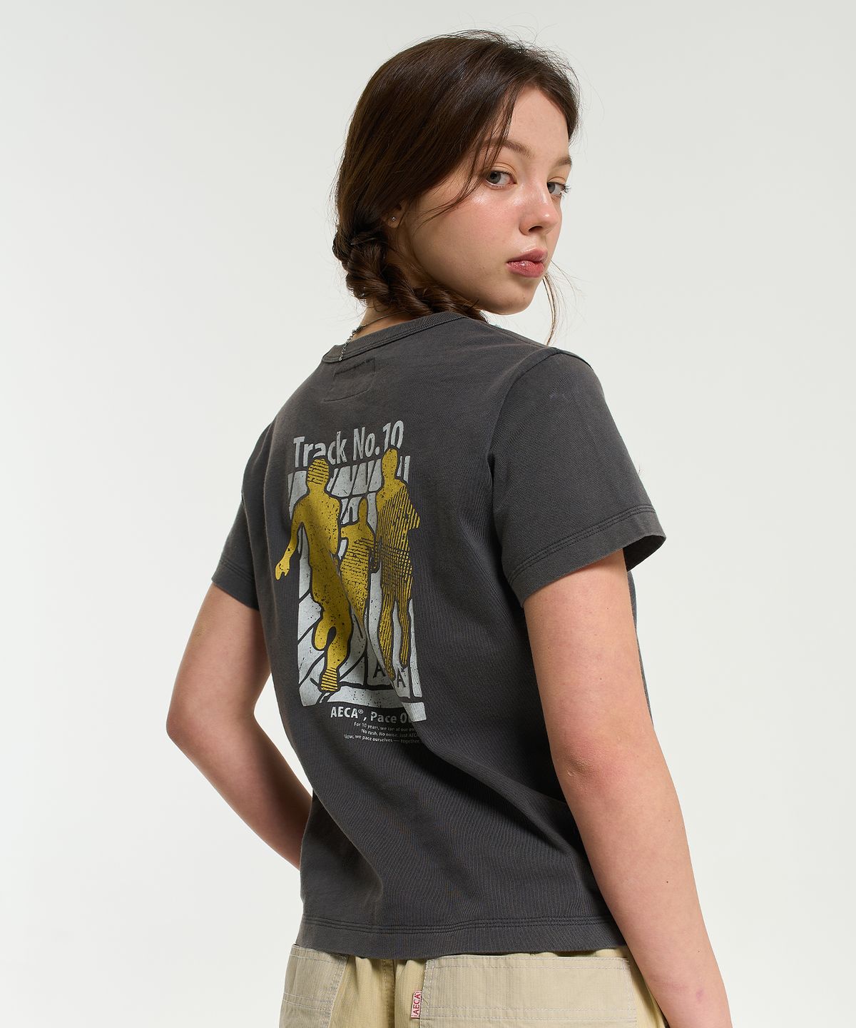 에이카화이트(AECA) (Woman) AECA TRACK NO.10 PART WASHED HALF SLEEVE TEE-CHARCOAL