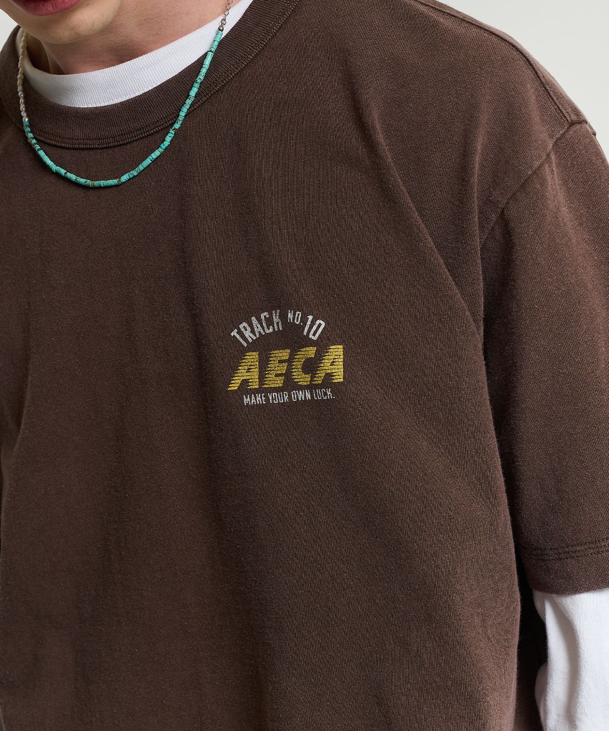 에이카화이트(AECA) AECA TRACK NO.10 PART WASHED HALF SLEEVE TEE-BROWN