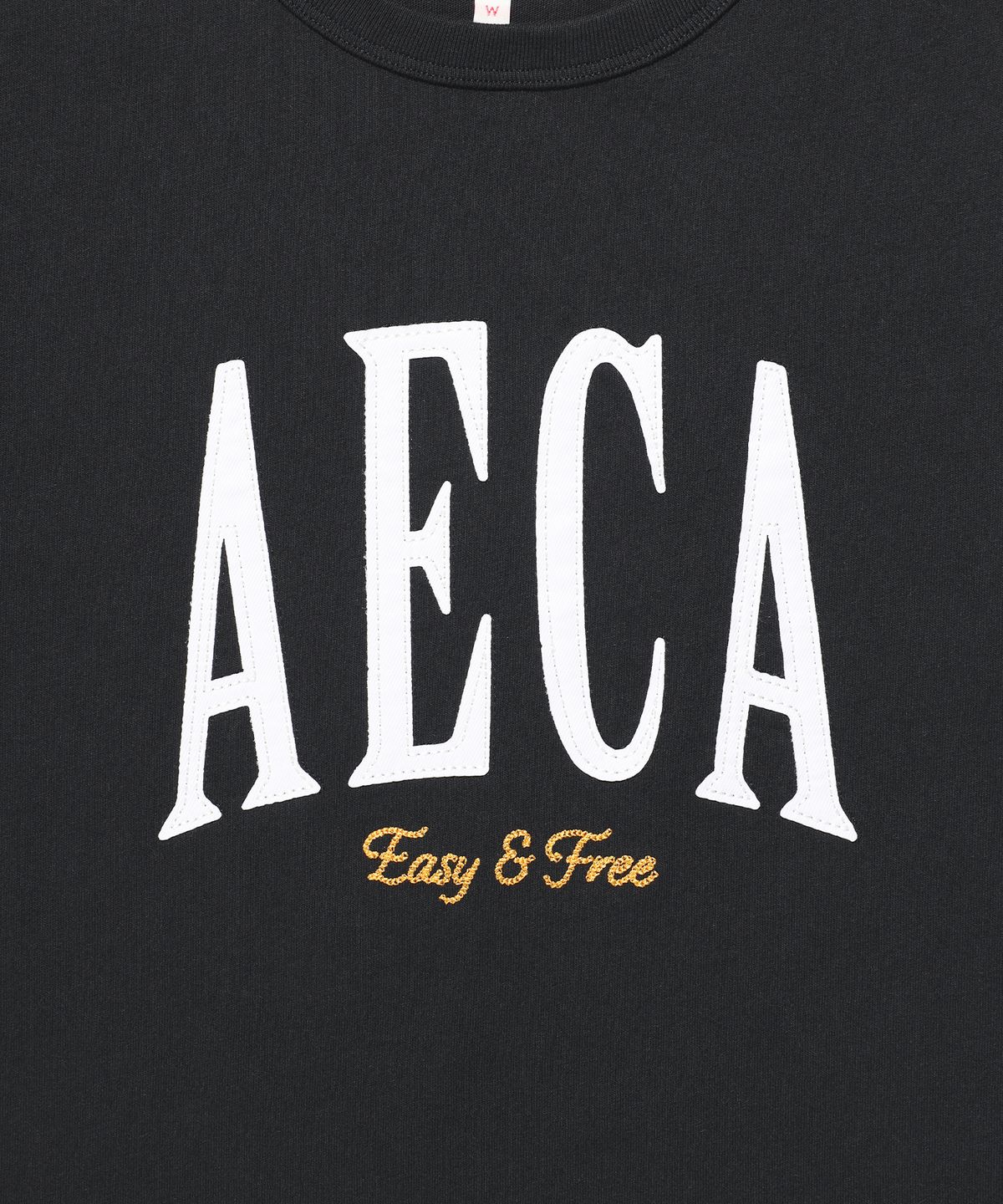에이카화이트(AECA) (Woman) AECA SYMBOL FELT HALF SLEEVE TEE-BLACK