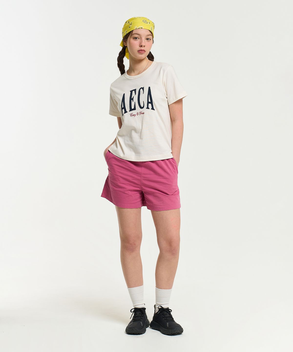 에이카화이트(AECA) (Woman) AECA SYMBOL FELT HALF SLEEVE TEE-ECRU