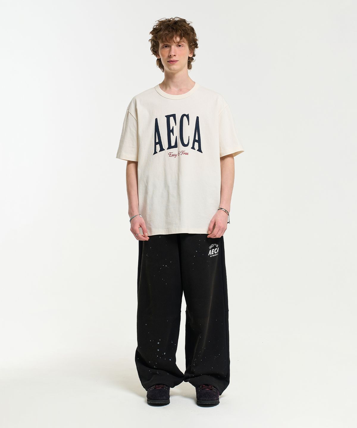 에이카화이트(AECA) AECA SYMBOL FELT HALF SLEEVE TEE-ECRU