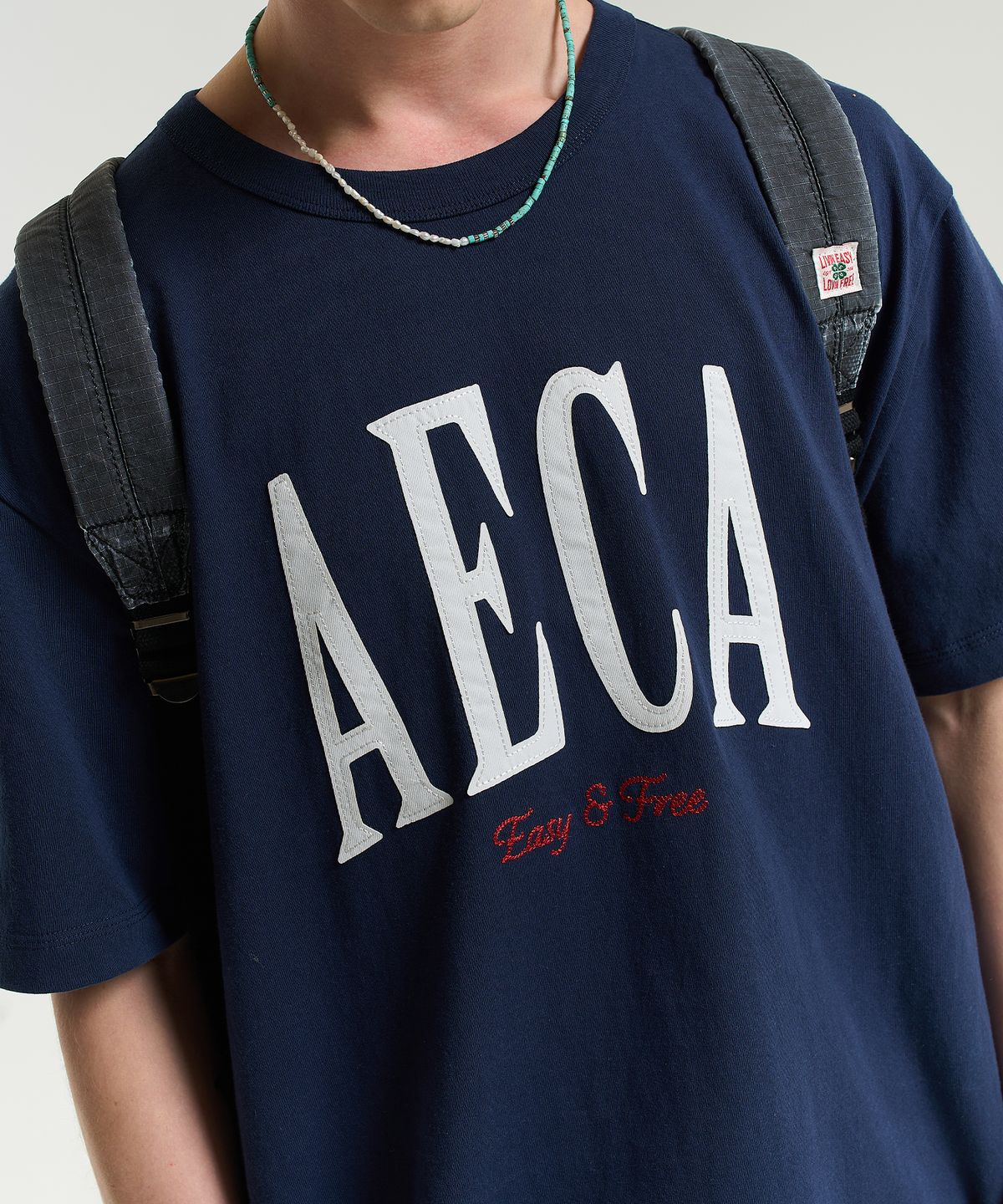 에이카화이트(AECA) AECA SYMBOL FELT HALF SLEEVE TEE-NAVY