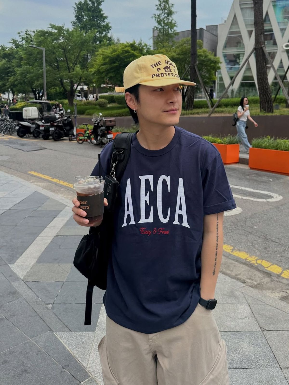 에이카화이트(AECA) AECA SYMBOL FELT HALF SLEEVE TEE-NAVY