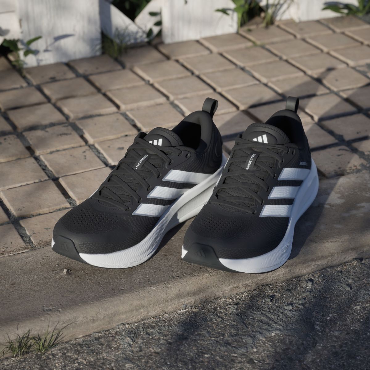아디다스(ADIDAS) 슈퍼노바 이즈 2 M JQ5859