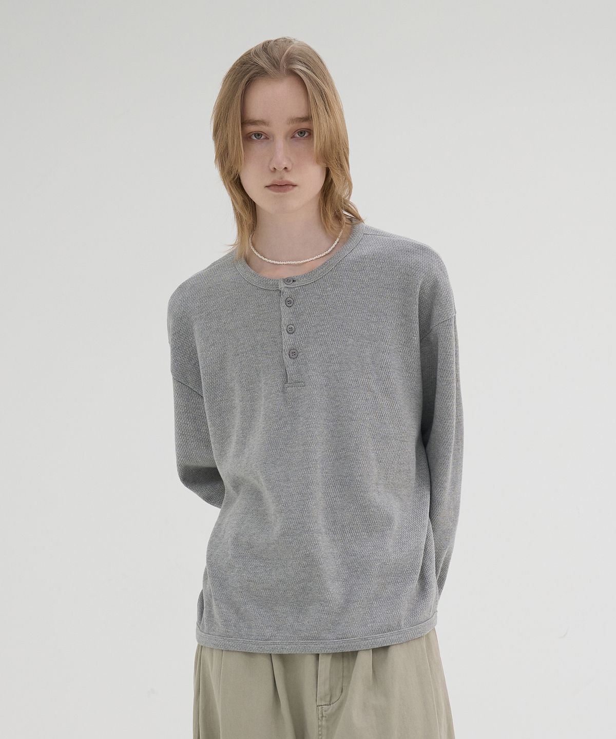 노운(NOUN) pique henley t-shirts (melange gray)