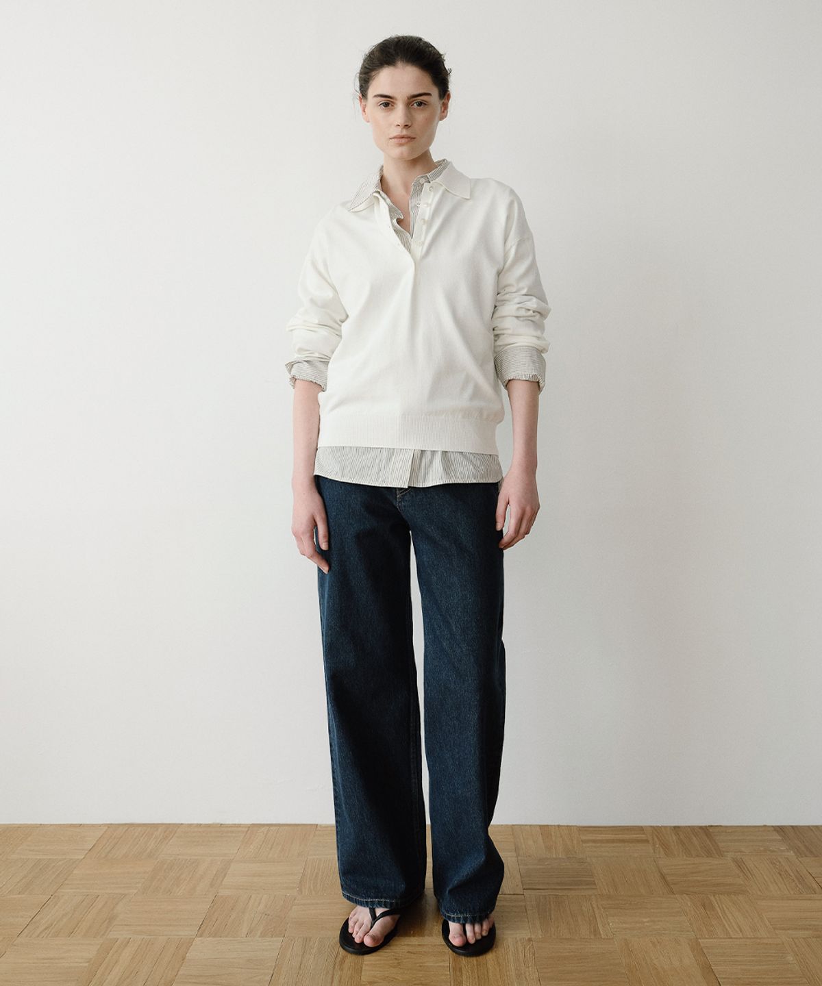 이아(EAAH) DENNY COLLAR KNIT TOP (IVORY)