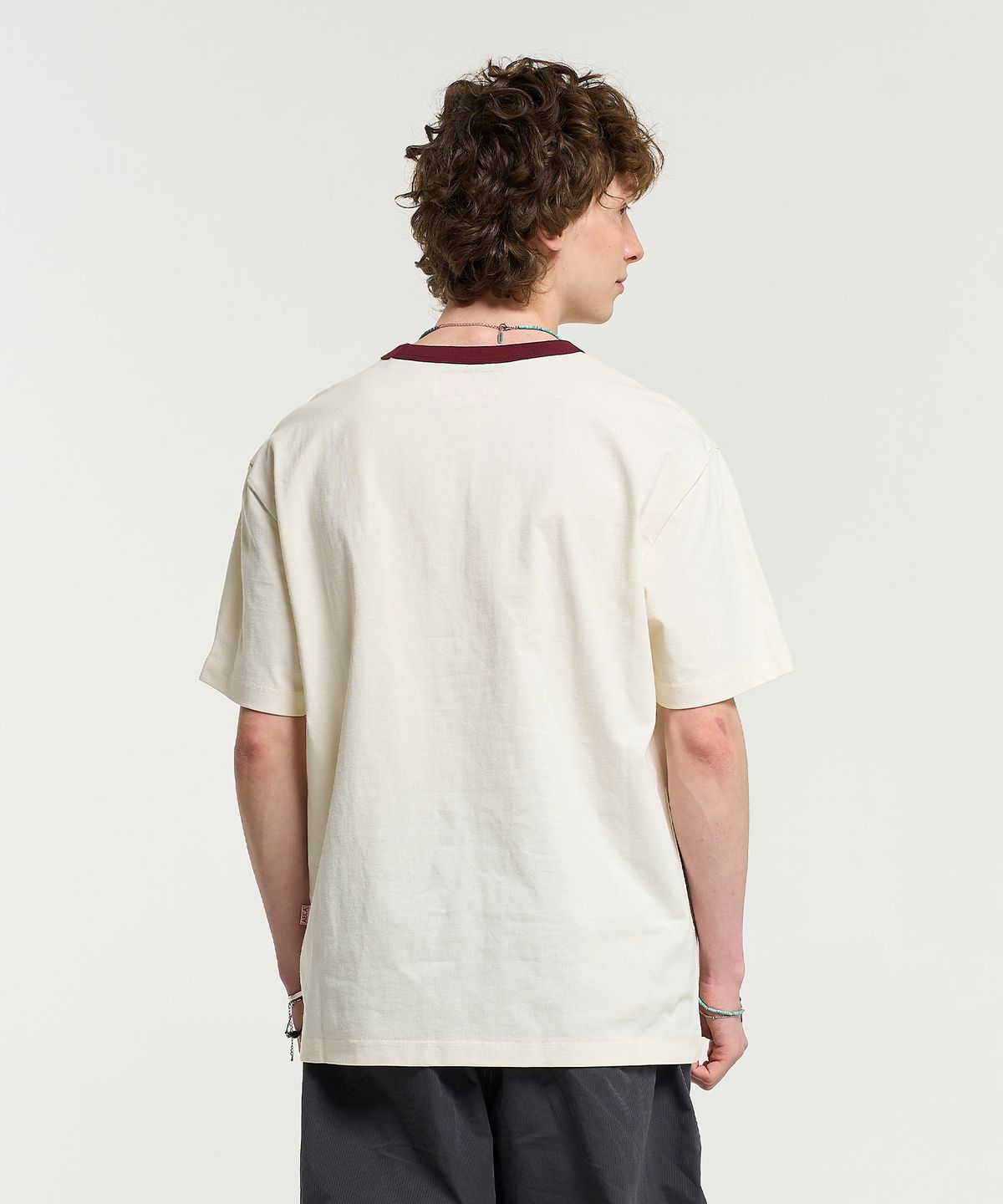 에이카화이트(AECA) AECA OVAL EMBLEM GRAPHIC RINGER HALF SLEEVE TEE-IVORY