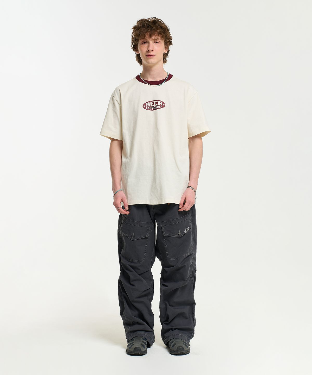 에이카화이트(AECA) AECA OVAL EMBLEM GRAPHIC RINGER HALF SLEEVE TEE-IVORY