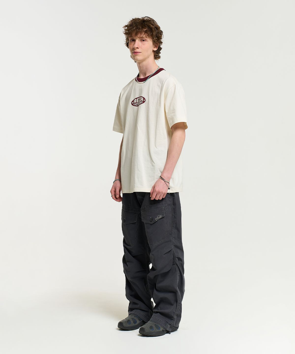에이카화이트(AECA) AECA OVAL EMBLEM GRAPHIC RINGER HALF SLEEVE TEE-IVORY