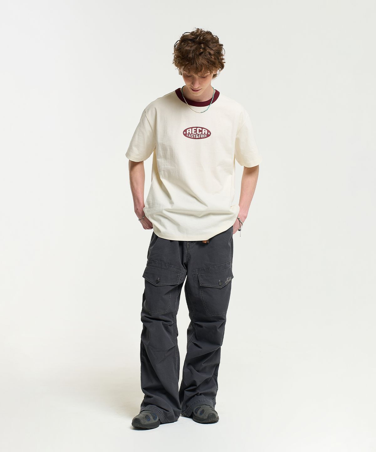 에이카화이트(AECA) AECA OVAL EMBLEM GRAPHIC RINGER HALF SLEEVE TEE-IVORY