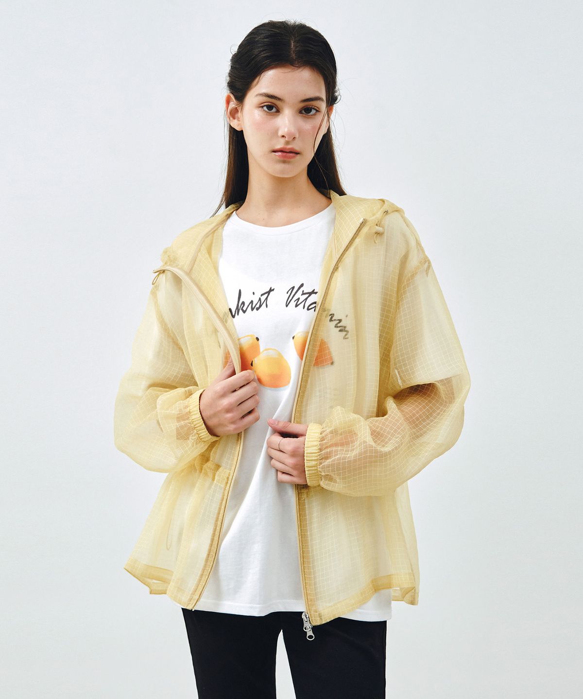 몽돌(MONGDOL) 플레어 후디드 윈드 브레이커 베이지 MDJP027BEIGE