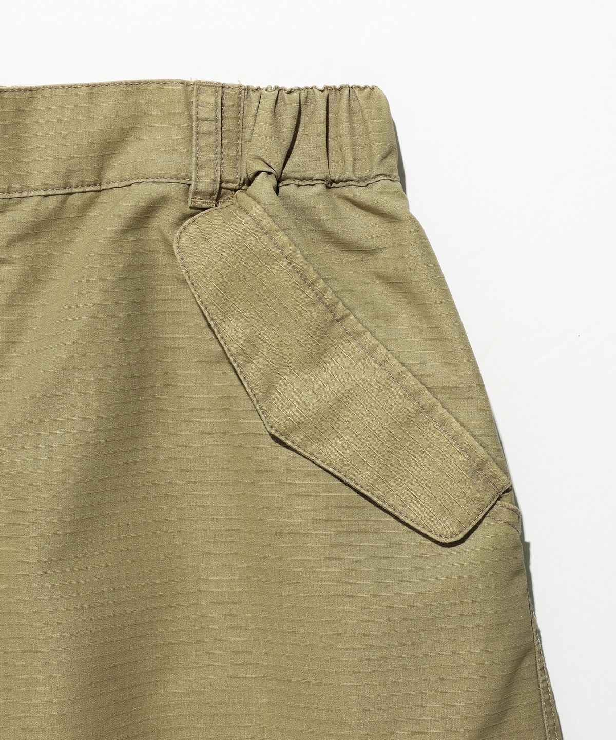 에이카화이트(AECA) RIPSTOP WASHING CARGO SHORTS-BEIGE