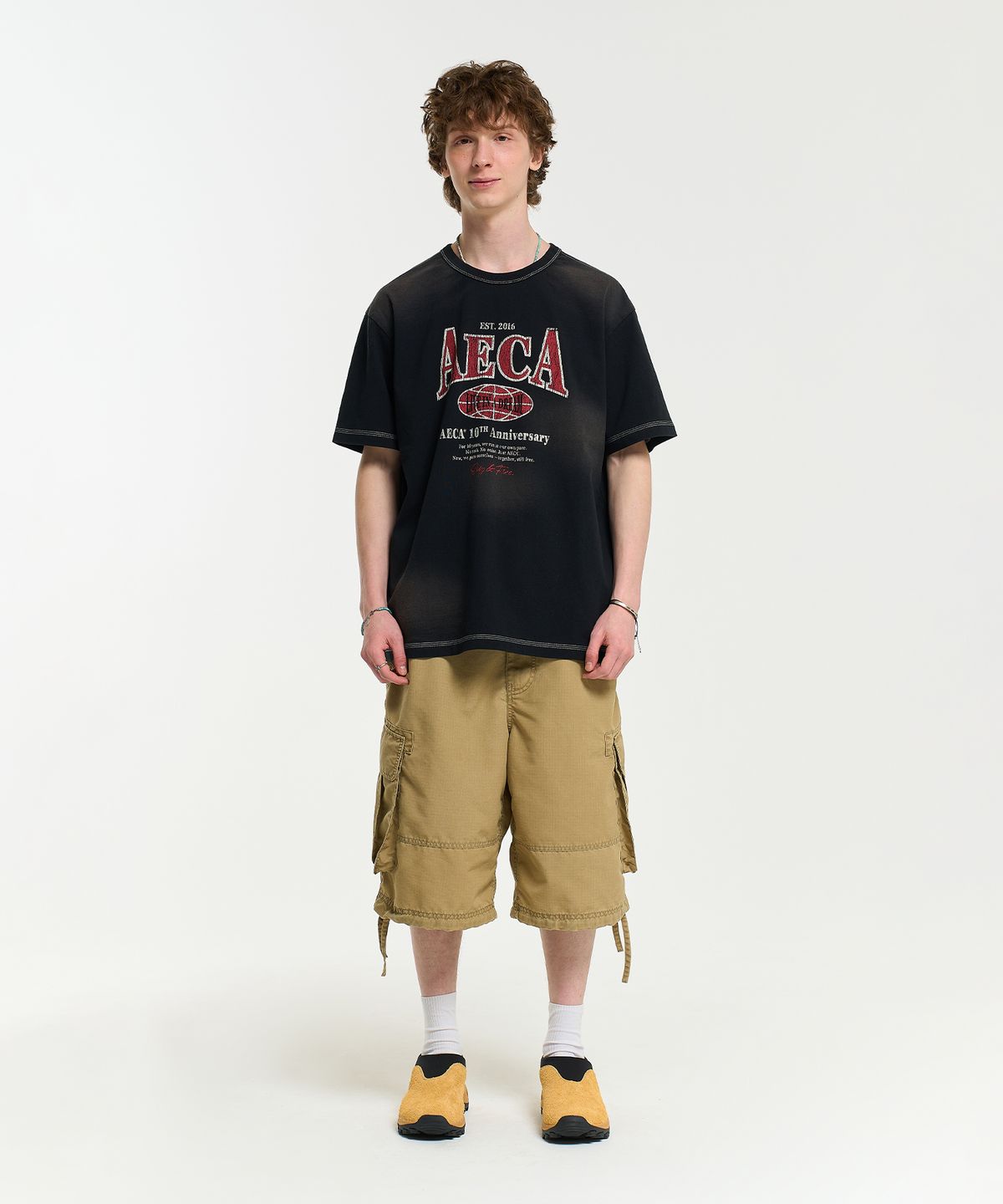 에이카화이트(AECA) AECA HERITAGE GLOBE LOGO HALF SLEEVE TEE-BLACK