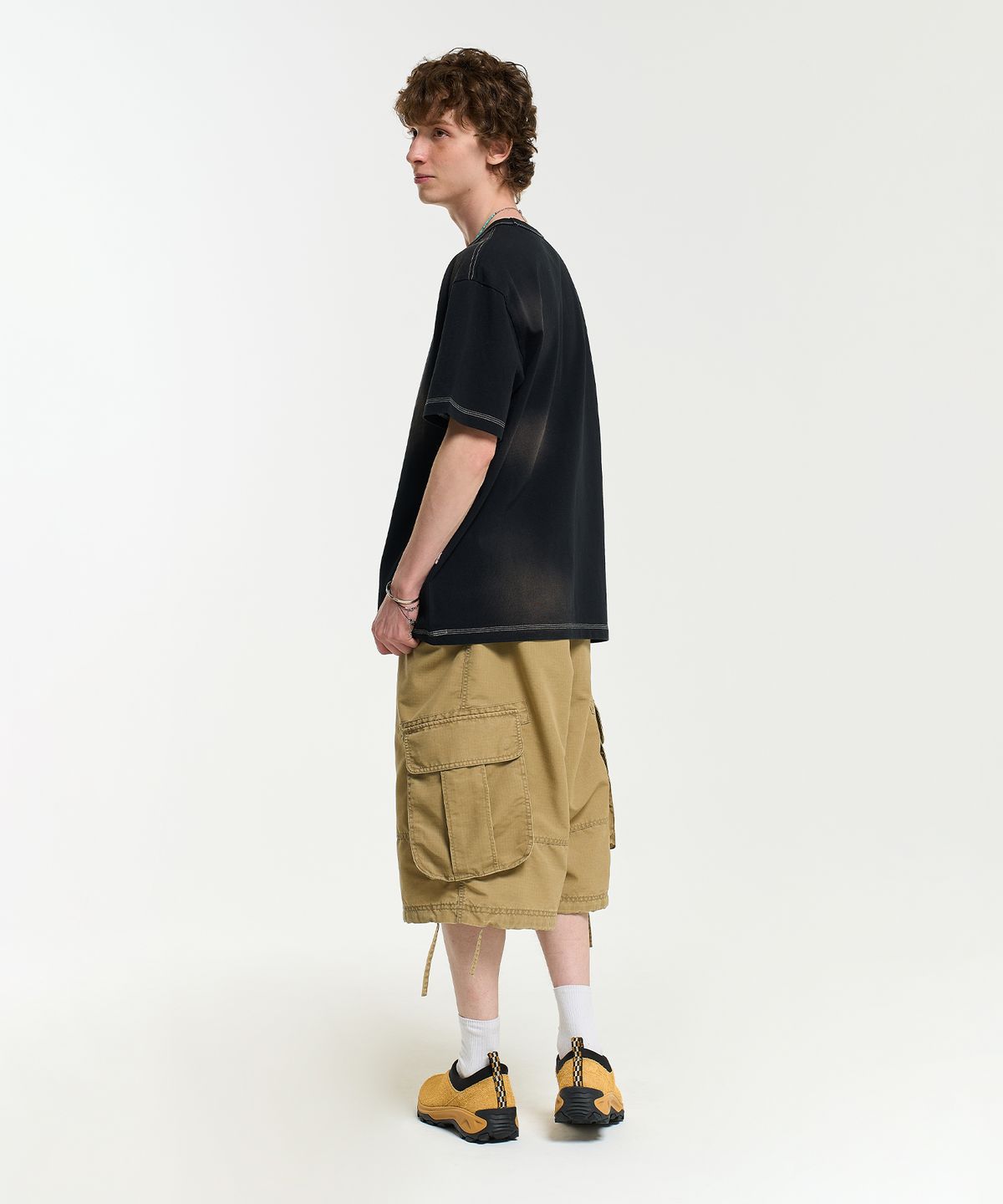 에이카화이트(AECA) AECA HERITAGE GLOBE LOGO HALF SLEEVE TEE-BLACK