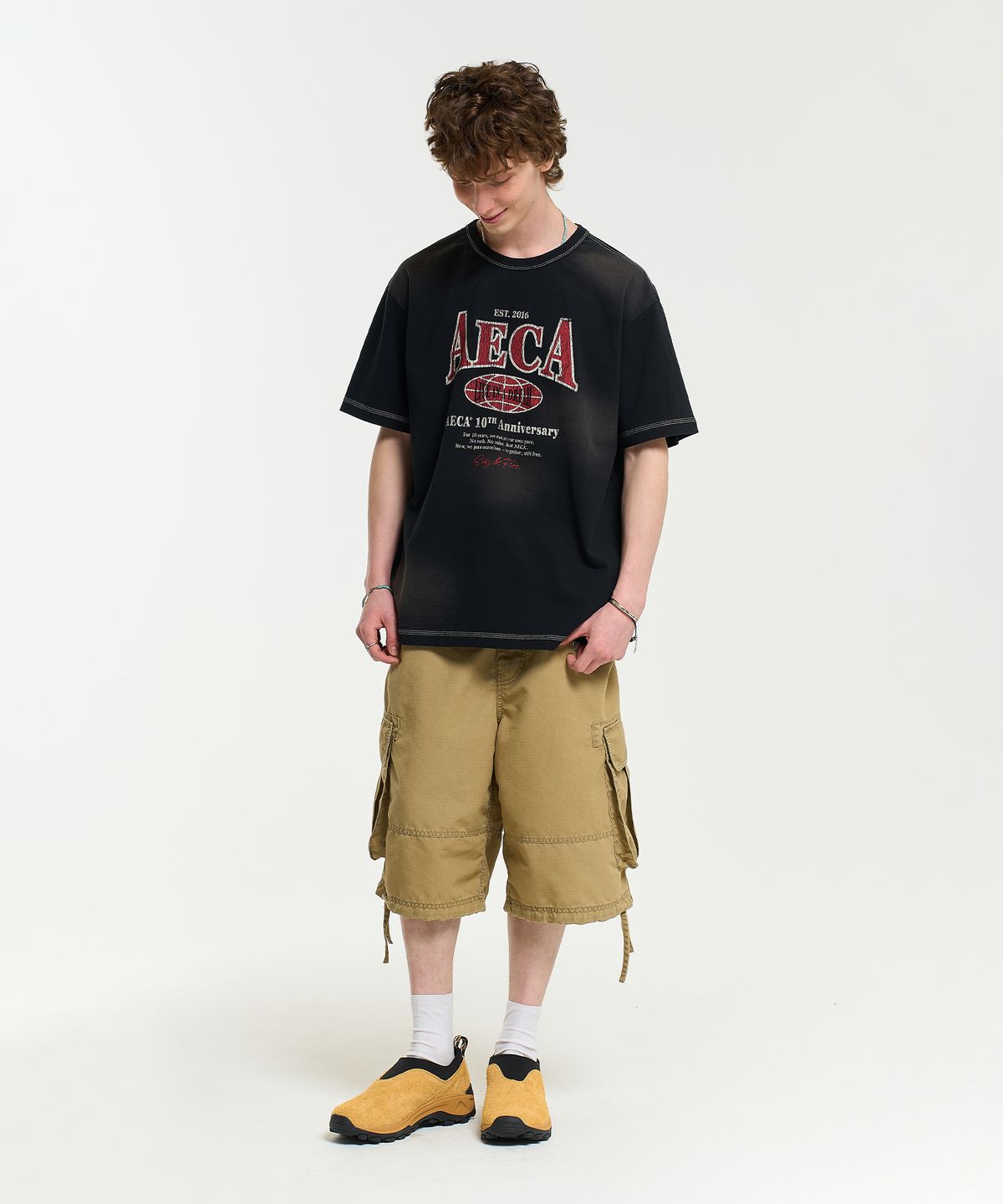 에이카화이트(AECA) AECA HERITAGE GLOBE LOGO HALF SLEEVE TEE-BLACK