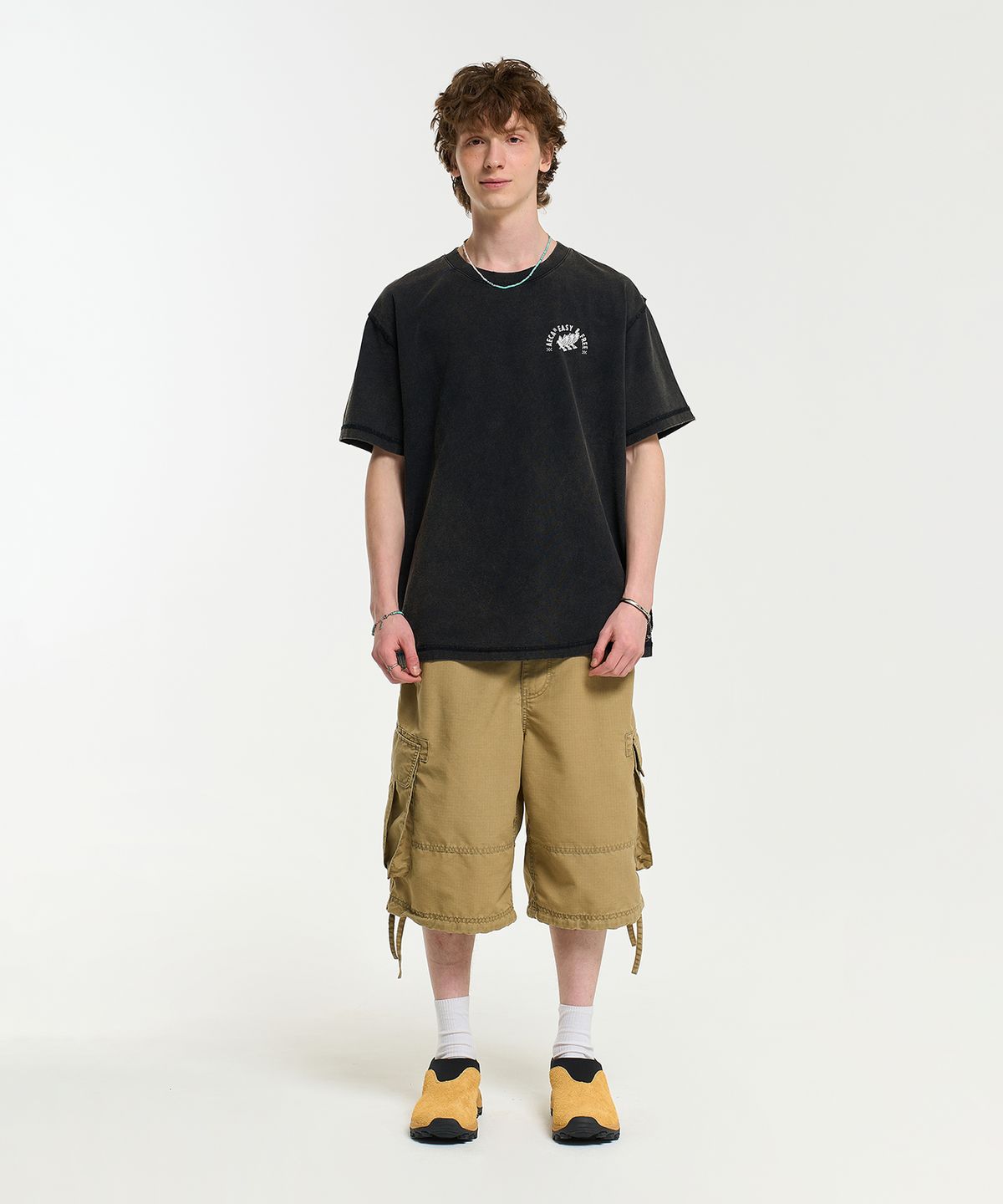 에이카화이트(AECA) FREE SPIRIT RAW EDGE HALF SLEEVE TEE-BLACK