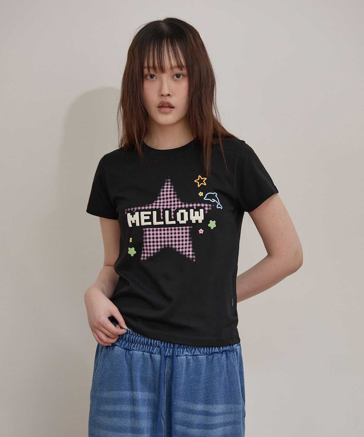 와이케이(WAIKEI) MELLOW 스타 체크 반팔티셔츠 블랙