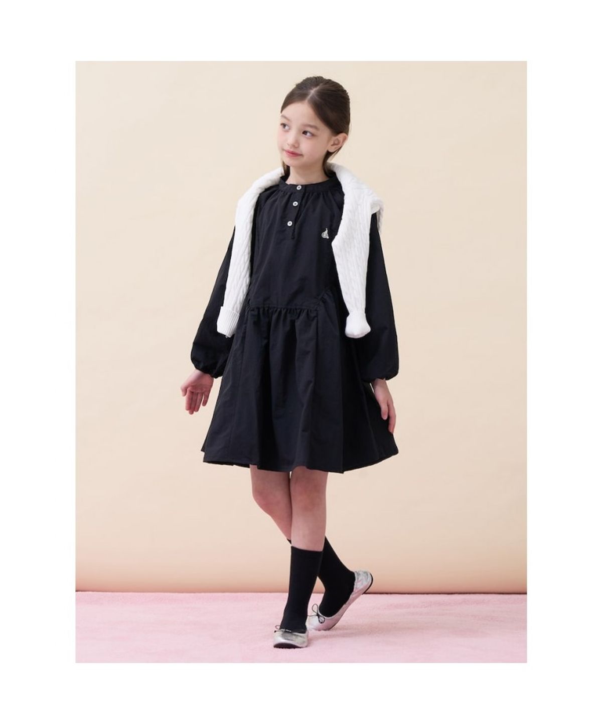 빈폴 키즈(BEANPOLE KIDS) 솔리드 셔링 로맨틱 원피스  블랙 (BI6271G015)