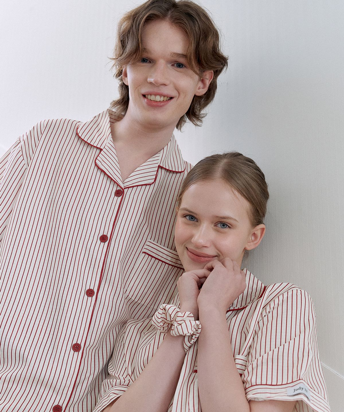 주디앤(JUDYN) 마일리 반팔 커플 잠옷세트