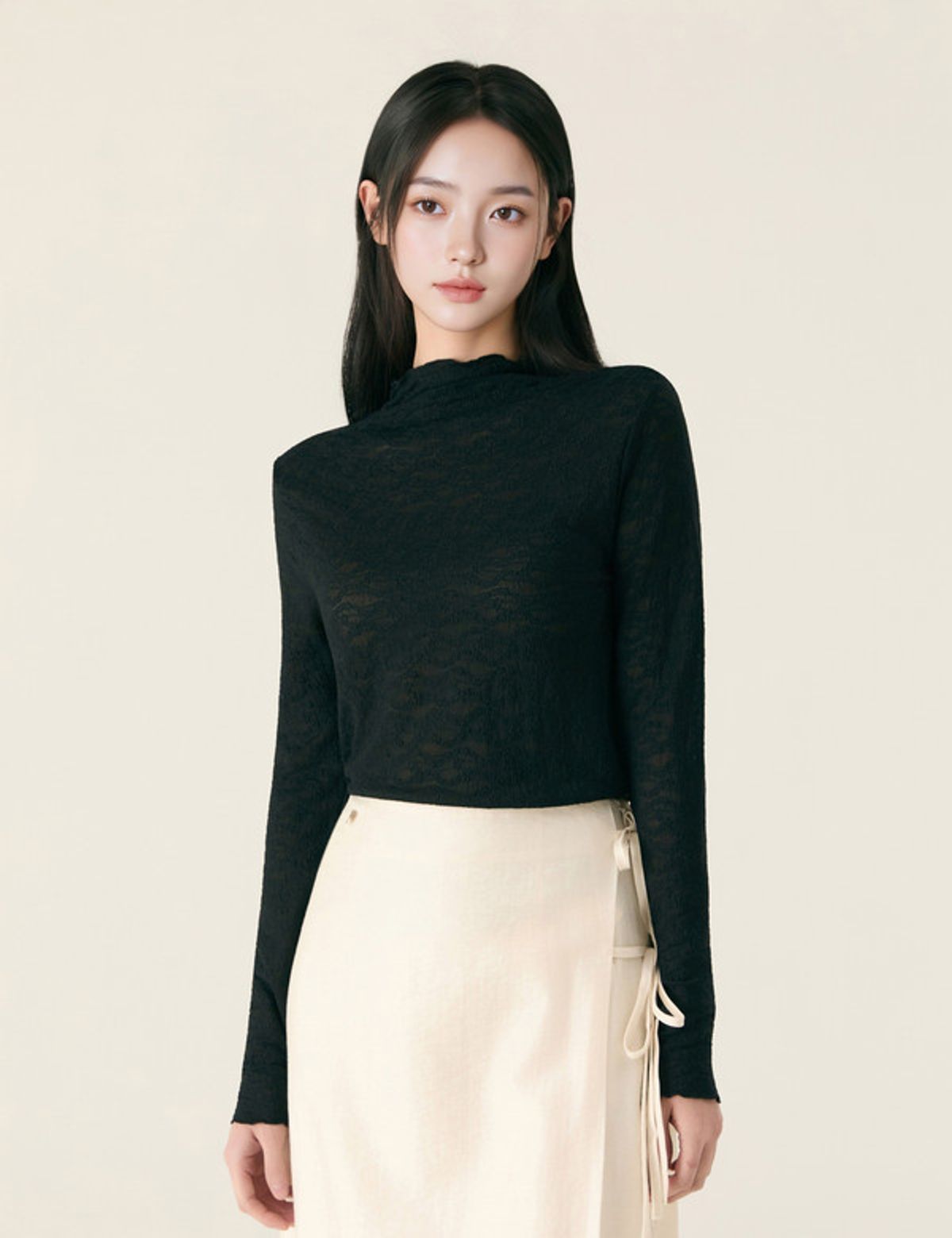 로엠(ROEM) 레이스 시스루 티셔츠_RMLWG23R12