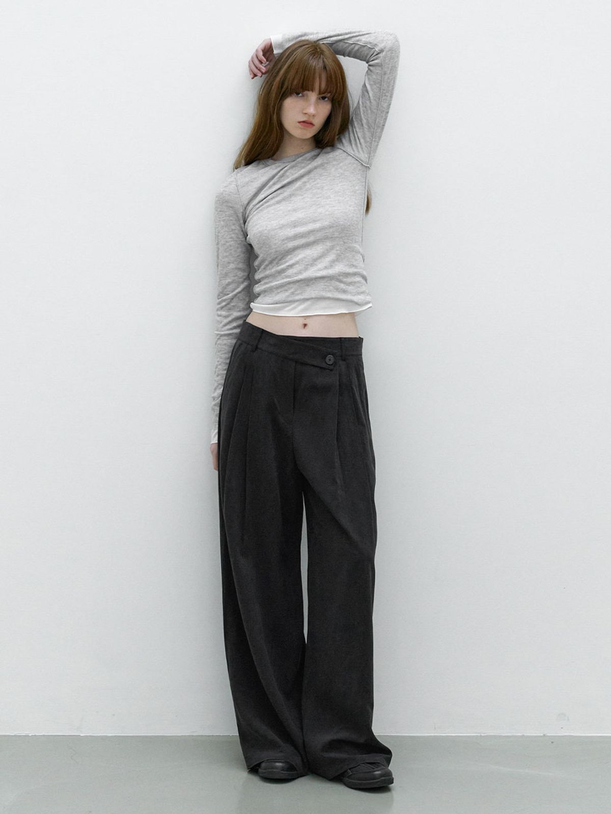 아틀리에 나인(ATELIER NAIN) UNBAL WAIST CREASE WIDE TWOTUCK PANTS (PT-5760)