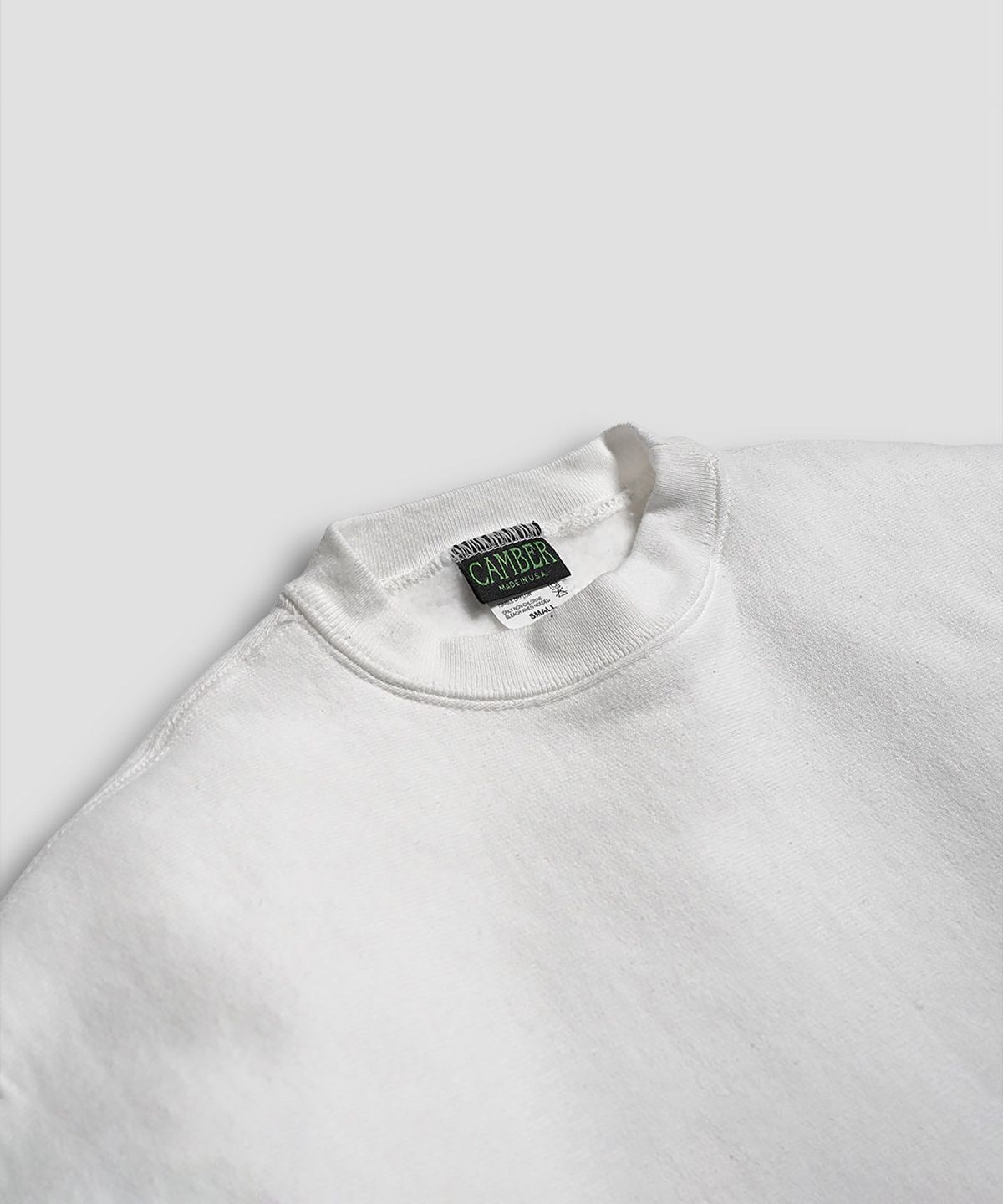 캠버 스포츠웨어(CAMBER SPORTSWEAR) 크로스니트 크루넥 스웻셔츠, 화이트