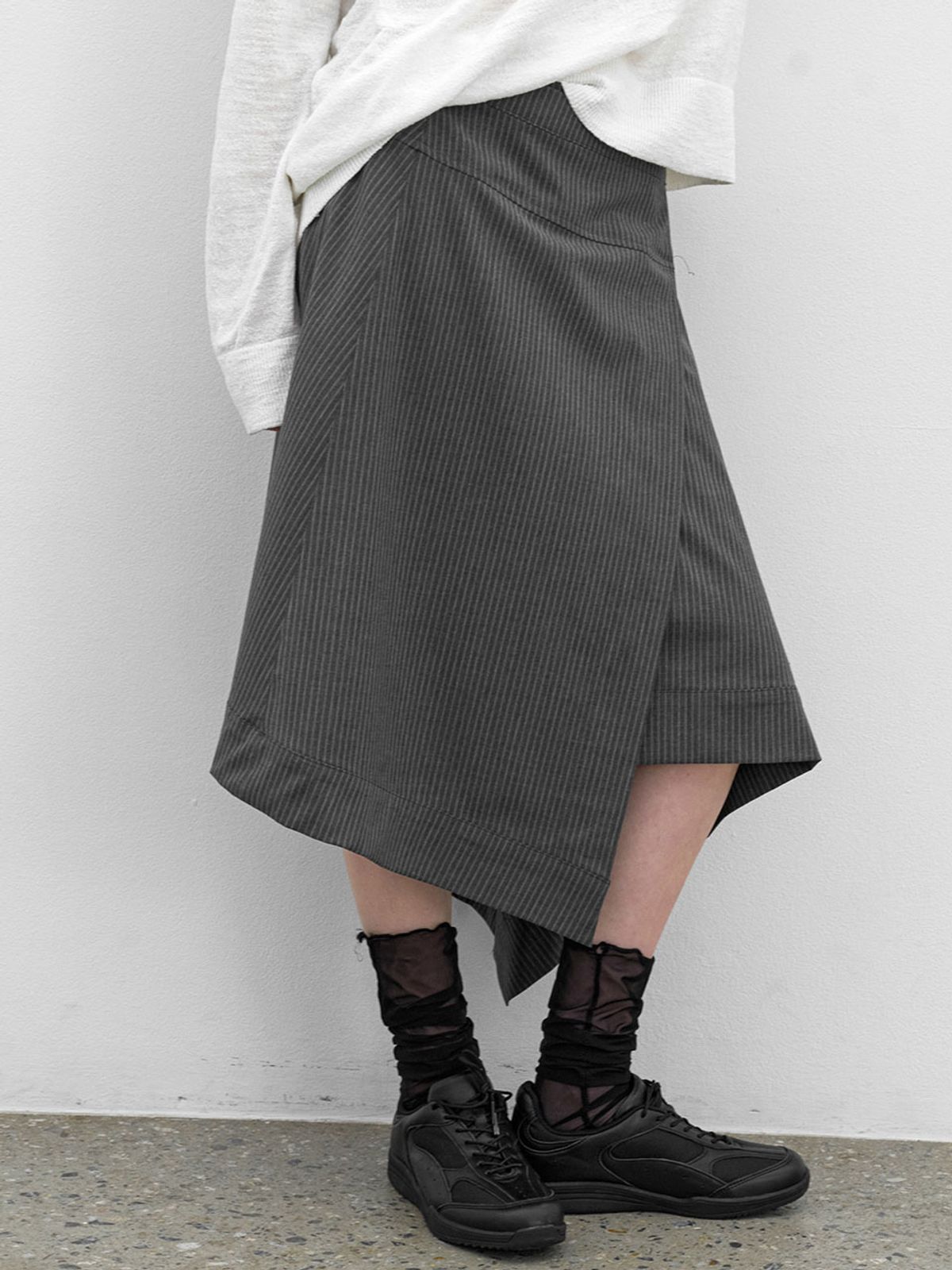아틀리에 나인(ATELIER NAIN) STRIPE UNBALANCE WRAP SKIRT (SK-5093)
