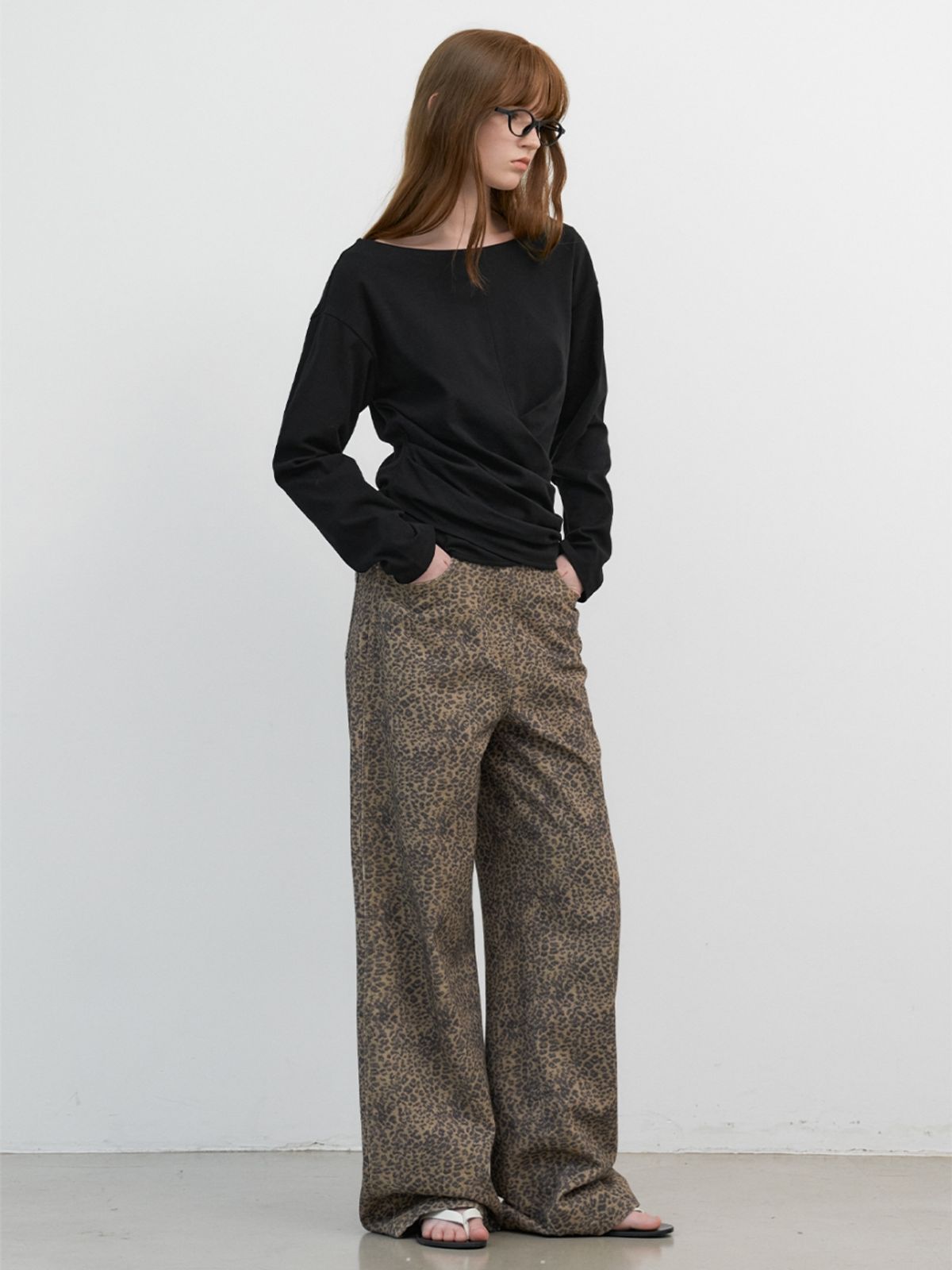 아틀리에 나인(ATELIER NAIN) LOOSEFIT DRAPING TEE BLOUSE (T-7168)