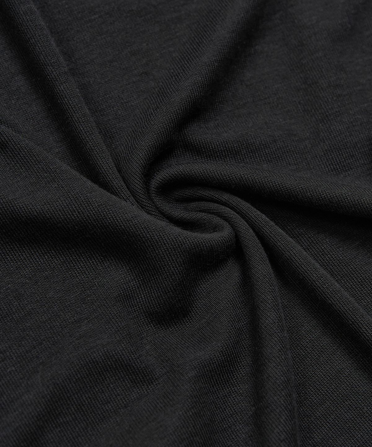 페플리(PEPLEE) Tencel Button Round Neck Cardigan (Black)