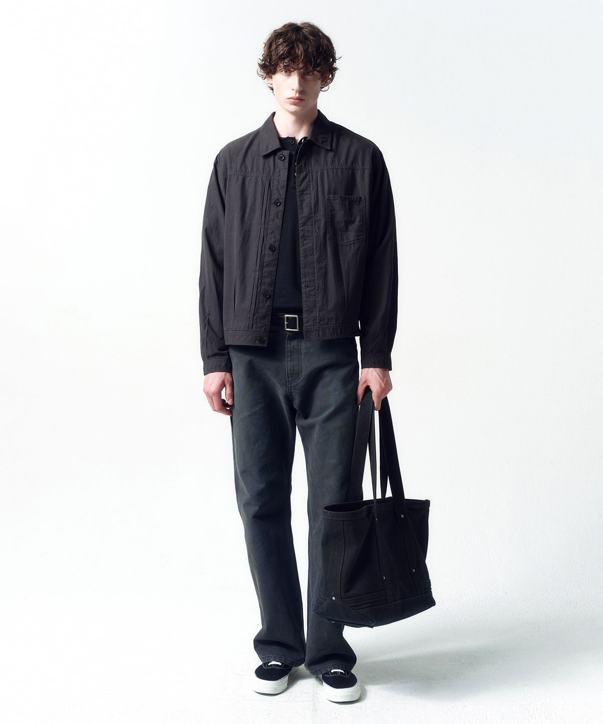 인사일런스(INSILENCE) 가먼트다이드 텐셀 진 자켓 WASHED BLACK