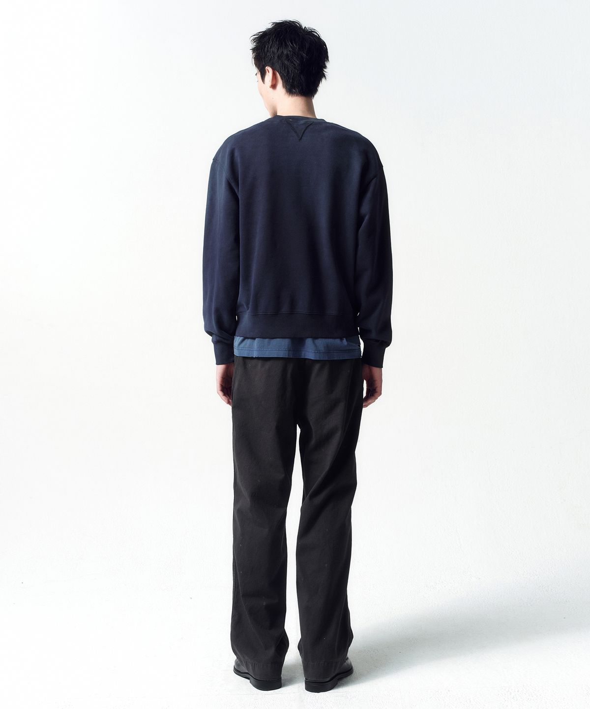 인사일런스(INSILENCE) 빈티지 스웨트셔츠 VINTAGE NAVY
