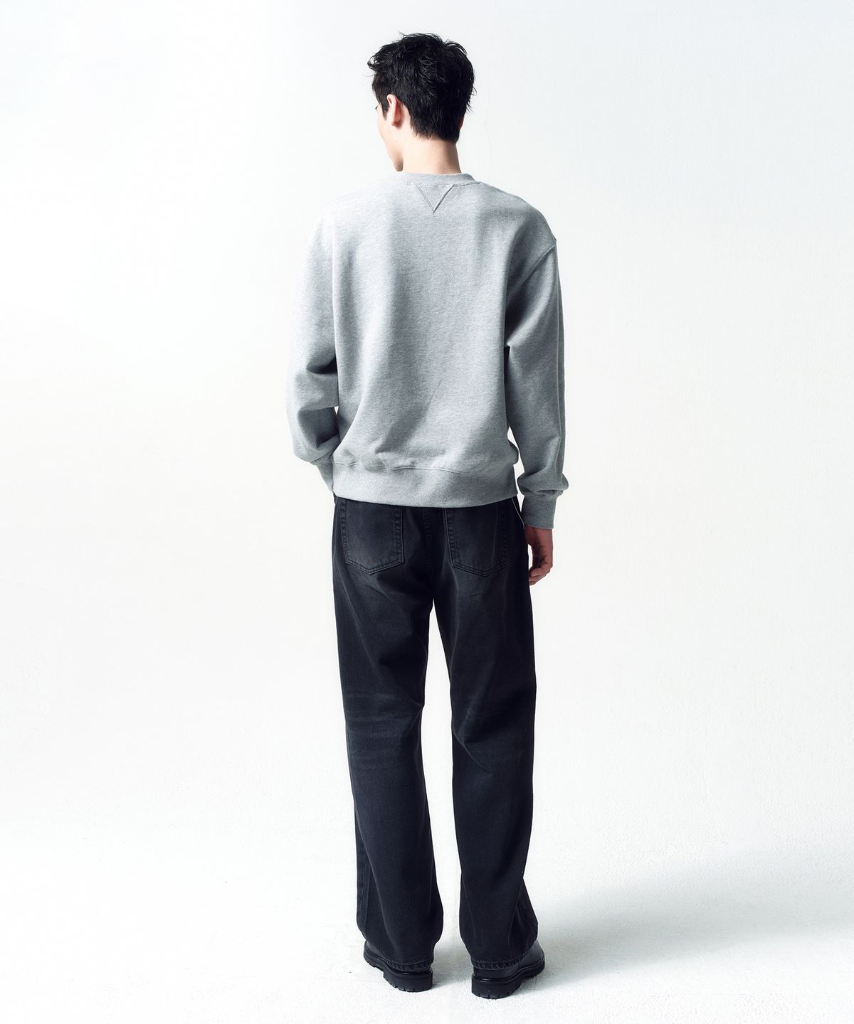 인사일런스(INSILENCE) 빈티지 스웨트셔츠 MELANGE GREY