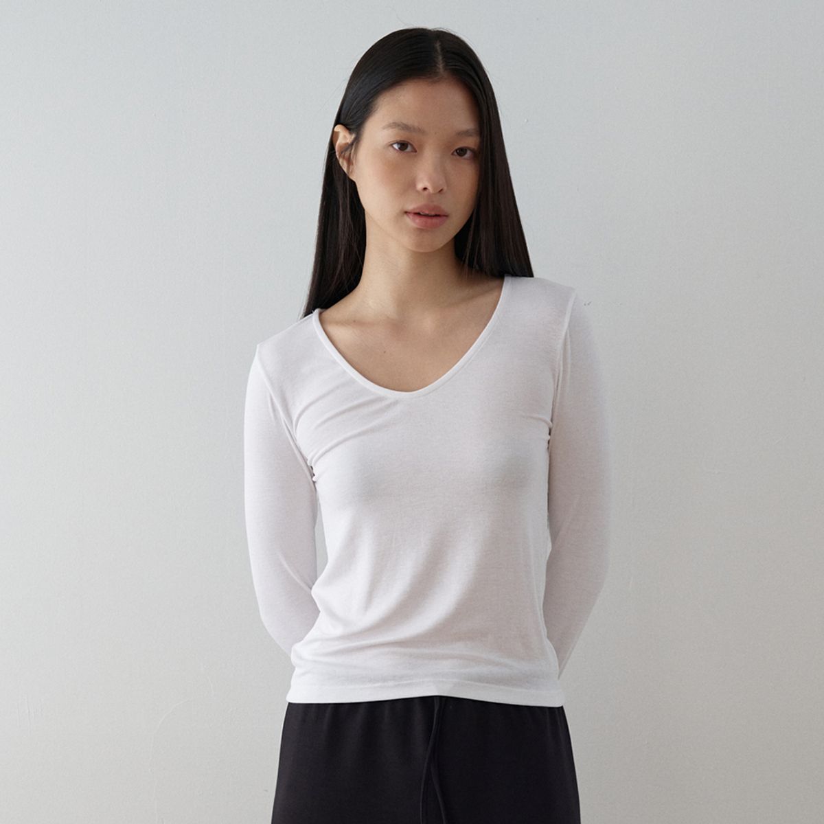 노우드(NOEUD) Reverse Tee (Ivory)