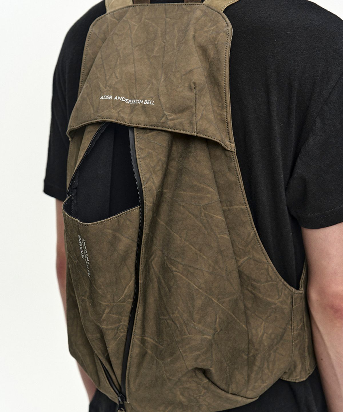 앤더슨벨(ADSB ANDERSSON BELL) TIE-DYED VEST BACKPACK aaa536m(MOSS KHAKI)