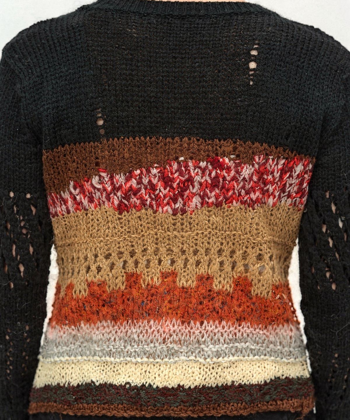 앤더슨벨(ADSB ANDERSSON BELL) BLACK HAND-CROCHETED CREW-NECK SWEATER atb1551m(BLACK)