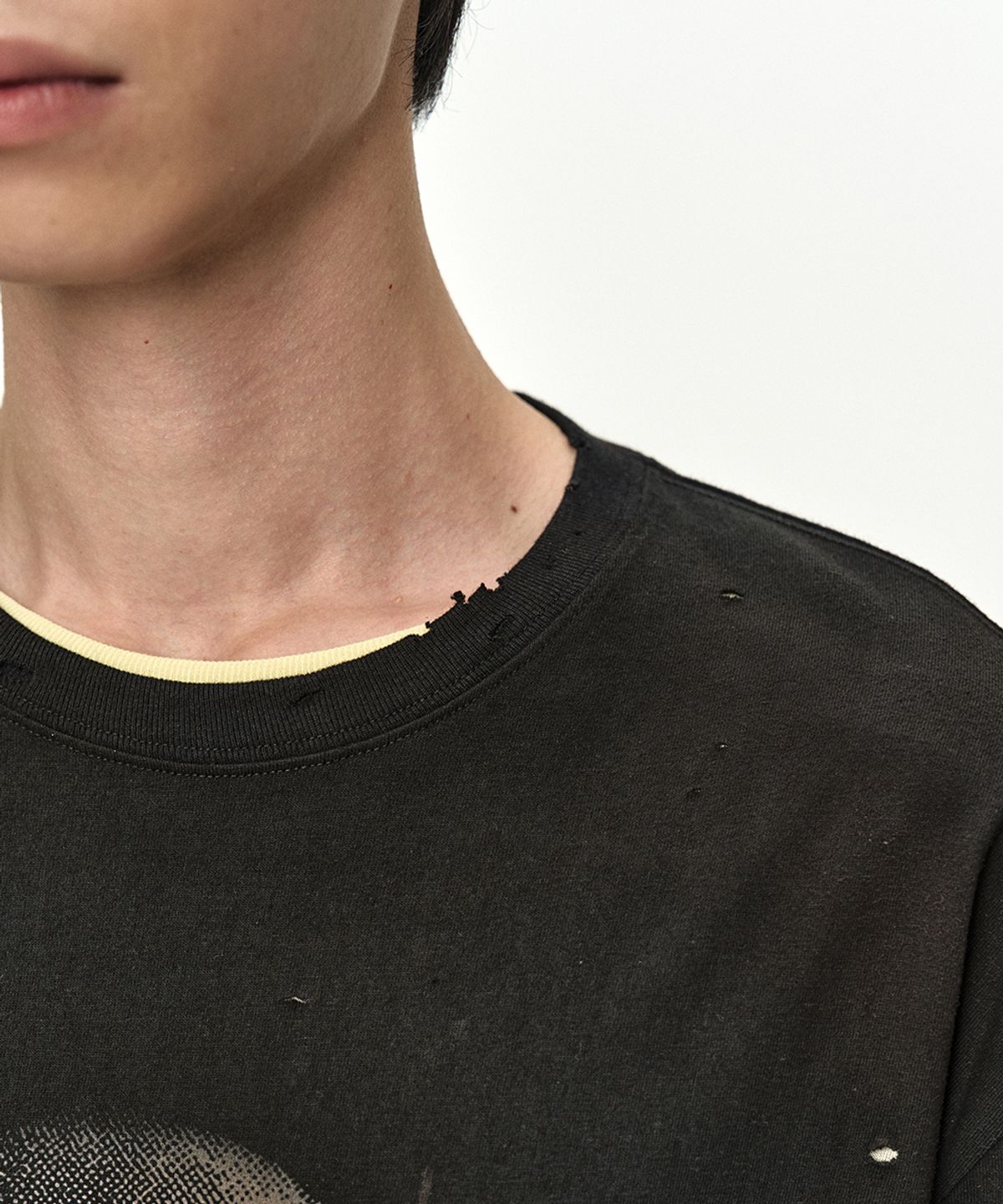 앤더슨벨(ADSB ANDERSSON BELL) UNISEX ALIEN MACHINERY T-SHIRT atb1583u(BLACK)