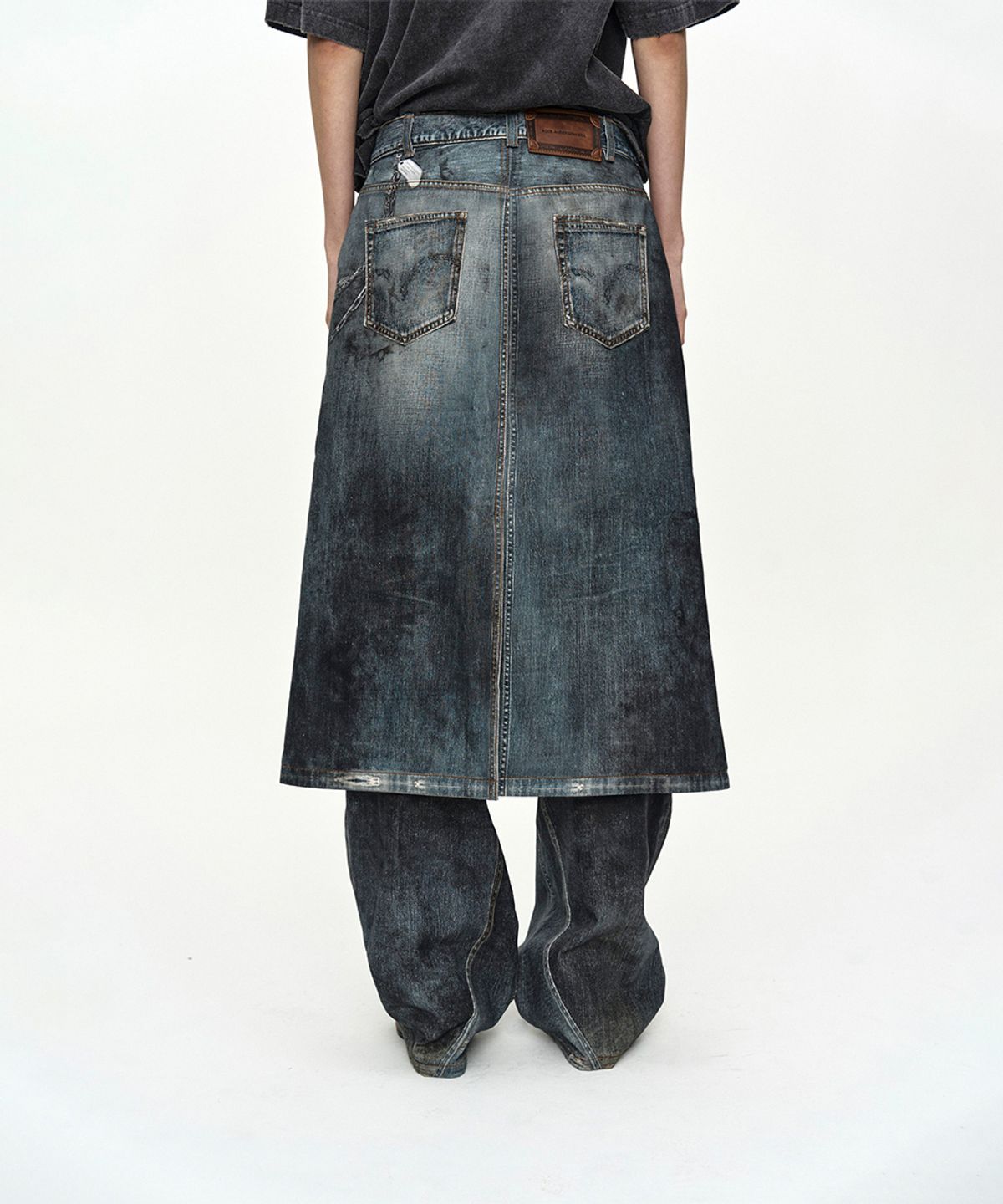 앤더슨벨(ADSB ANDERSSON BELL) DENIM TROMPE-LOEIL GRAPHIC WRAP SKIRT apa918w(MID BLUE)