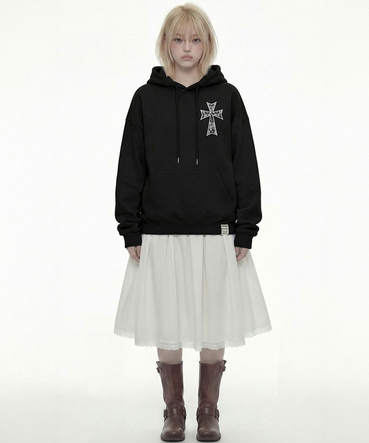 그레이버(GRAVER) [UNISEX]DOT CROSS_LACE 후드티_BLACK