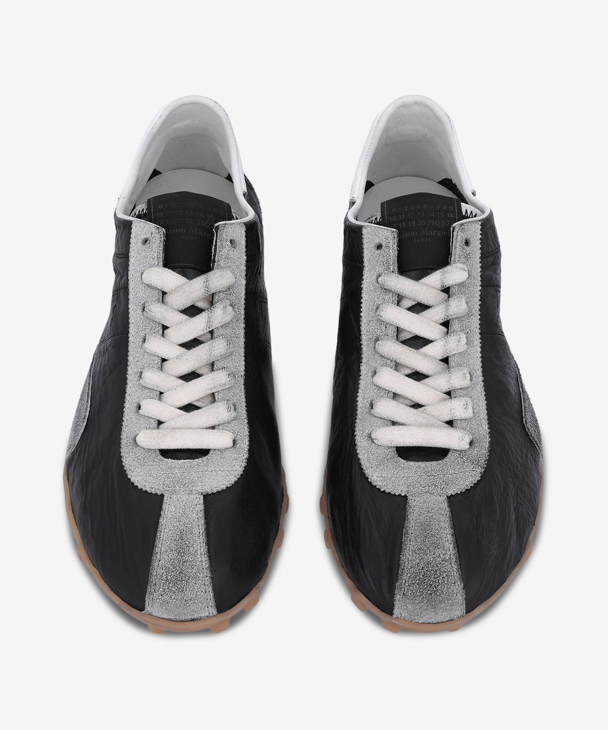 메종 마르지엘라(MAISON MARGIELA) 스프린터 로우 탑 스니커즈 - 블랙:화이트 / S57WS0515P7383HA316
