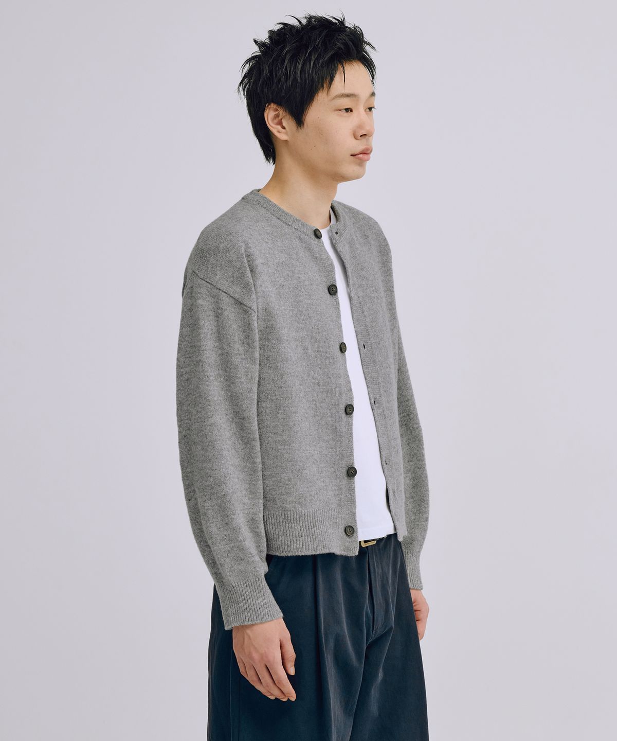 테이크이지(TAKEASY) 에센셜 크롭 니트 가디건 (멜란지그레이)