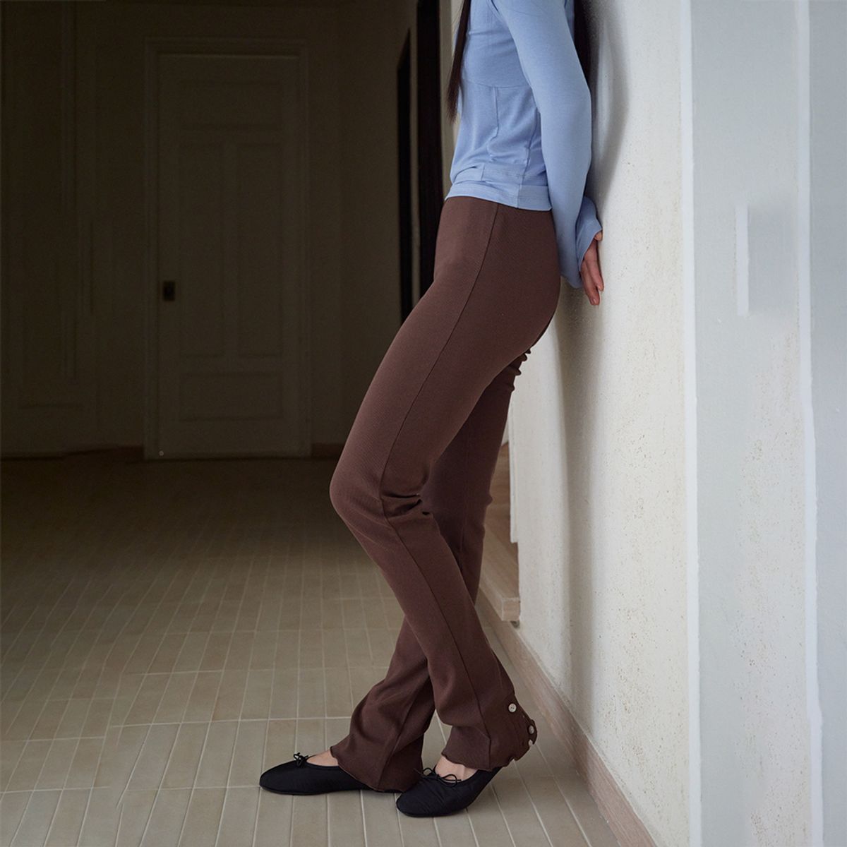 노우드(NOEUD) Rib Button Leggings Pants (Brown)