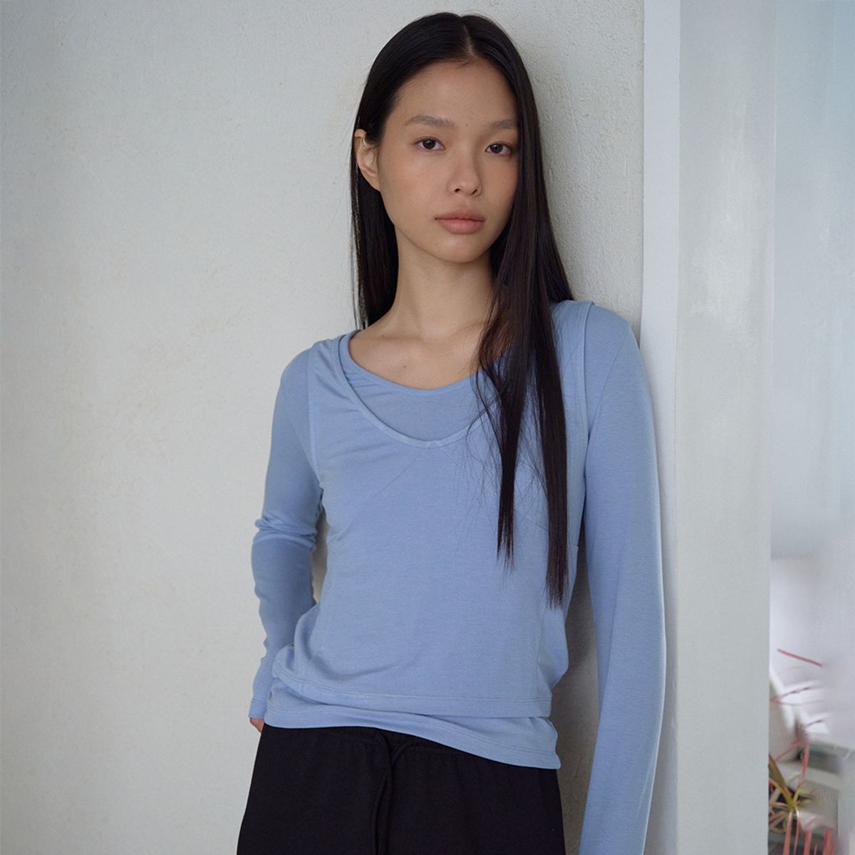 노우드(NOEUD) V-Lane Sleeveless (Skyblue)