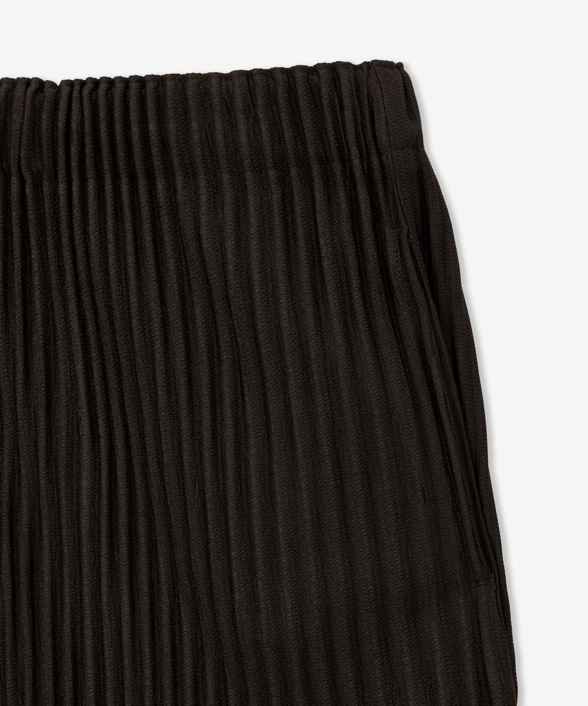 티엔지티(TNGT) Yoyogi Pleats Tapered-fit Pants (Brown) TNPA6E114W2