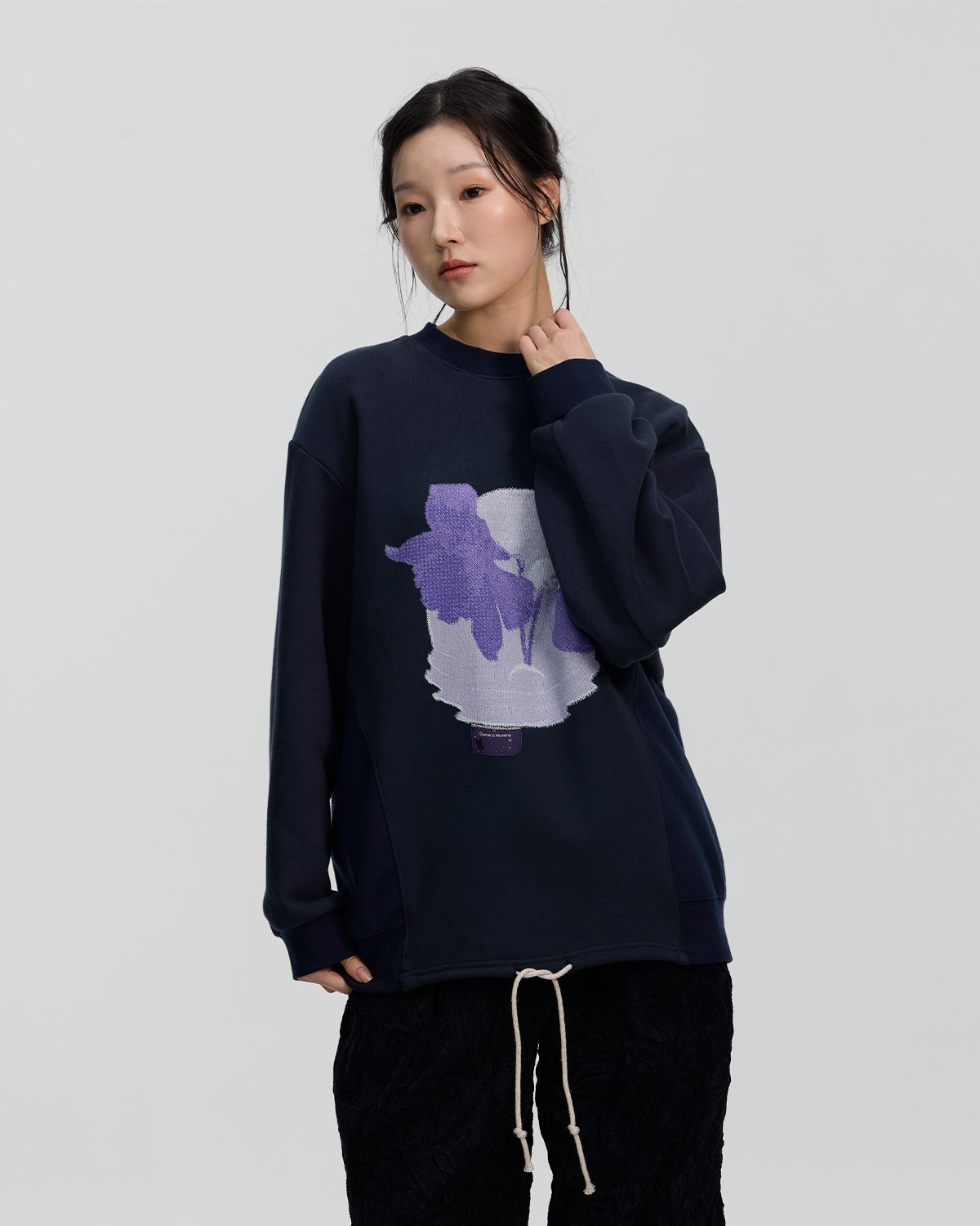 와이쏘씨리얼즈(WHYSOCEREALZ) Moon Face Sweatshirt (배인경)