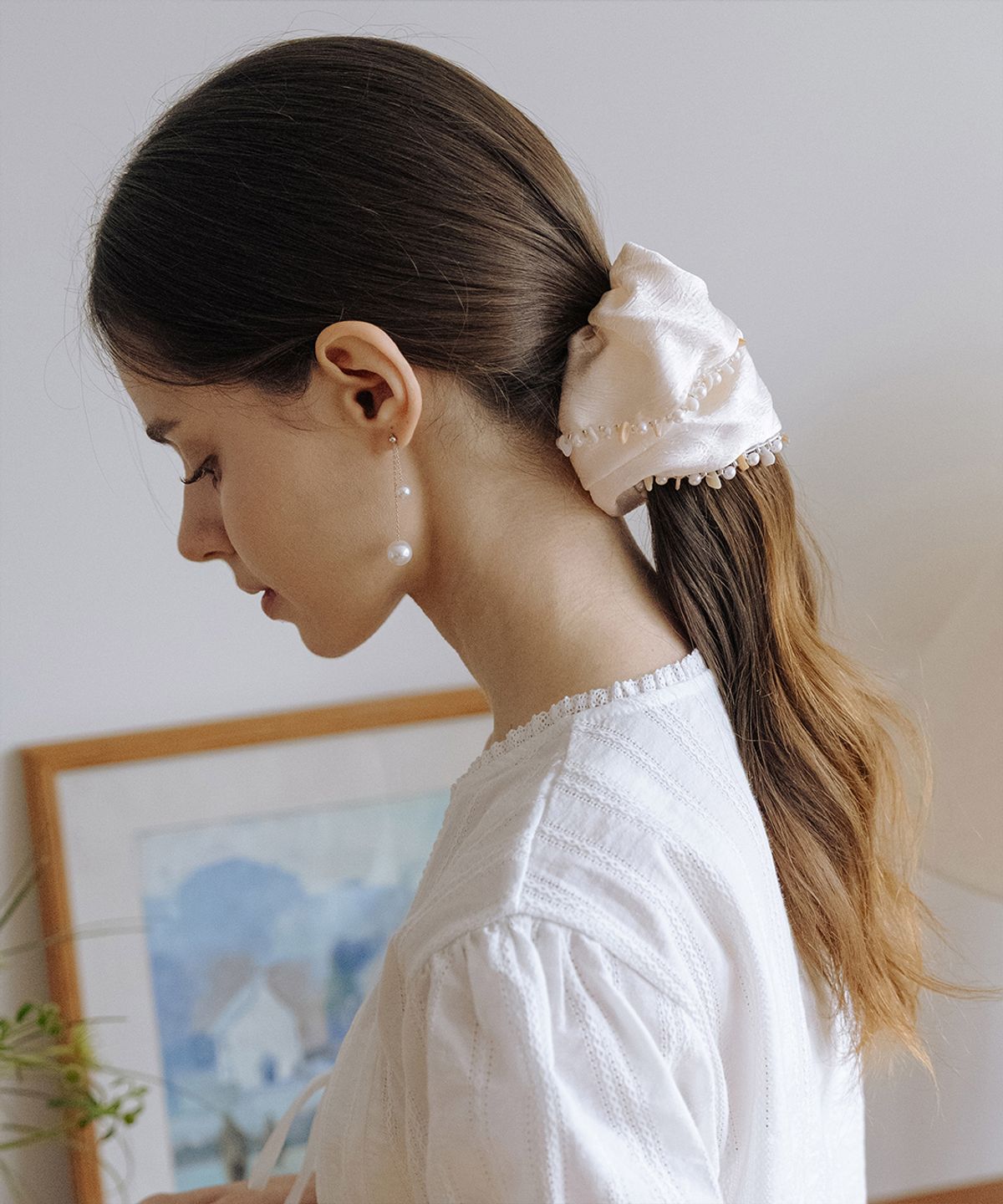 하스(HAS) HML001 Satin Droplet Pearl Scrunchie