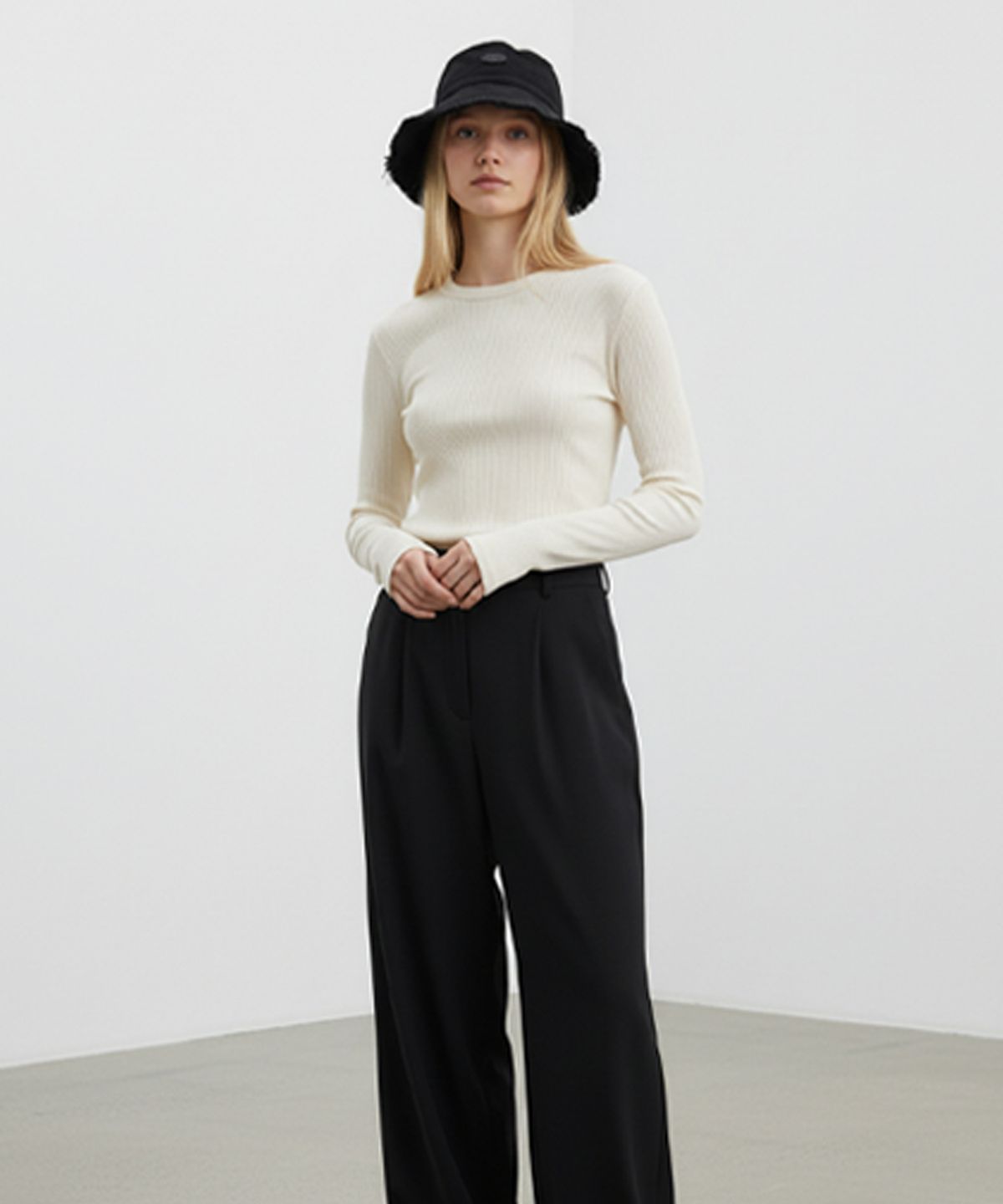유니버셜 케미스트리(UNIVERSAL CHEMISTRY) Bubble Black Vintage Bucket Hat 버킷햇